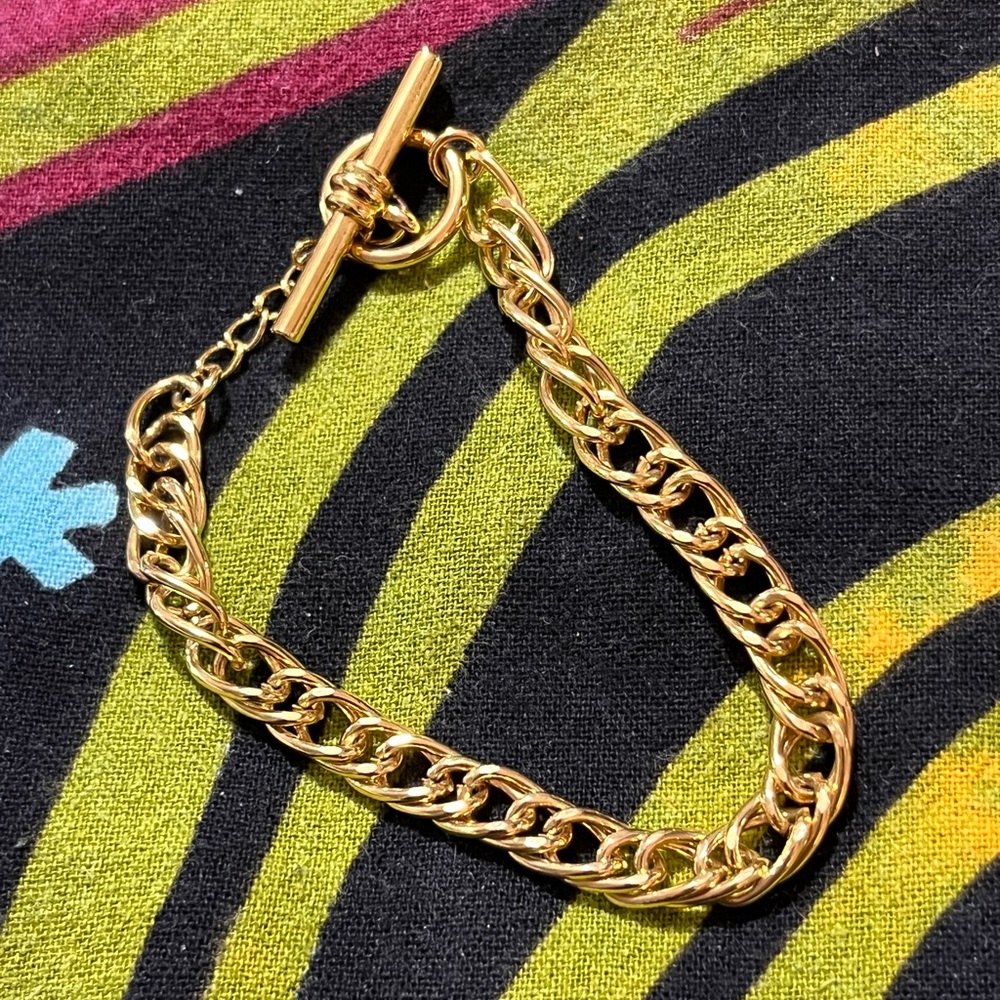 Vintage 80’s Gold Tone Metal Chain Costume Jewelry Bracelet